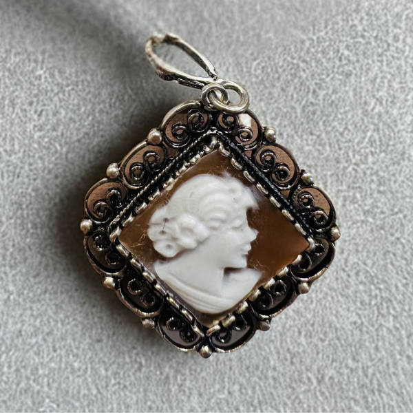 Ciondoli Cammeo | SMA0057